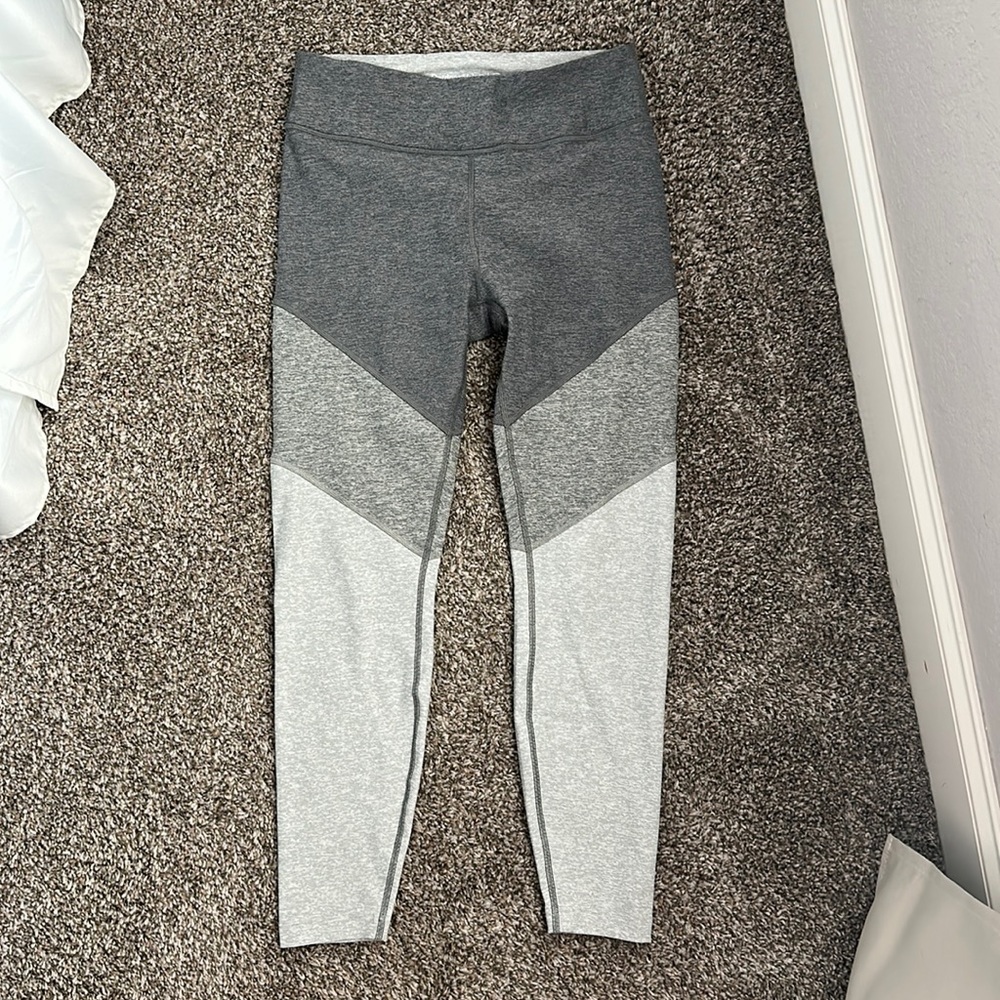 Outdoor voices leggings
